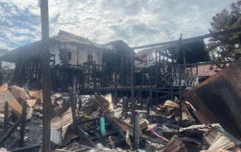 Kebakaran Pagi Buta di Perumahan G House Satu Warga Luka Bakar dan Seorang Petugas Terluka