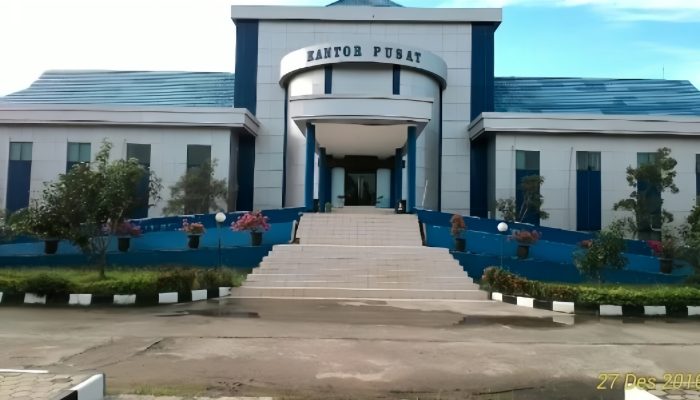 Hadiri Stadium General Stiper, Ketua DPRD Kutim Dorong Mahasiswa Berpikir Kritis Secara Ilmiah